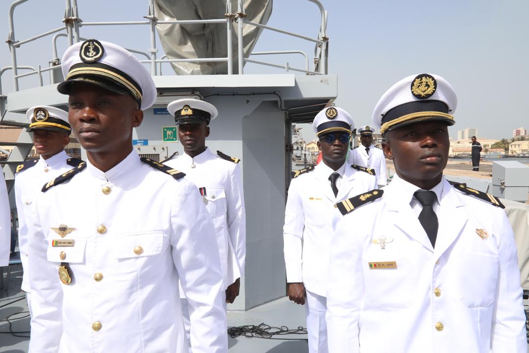 Officiers élèves de l'EMAN et des pays amis